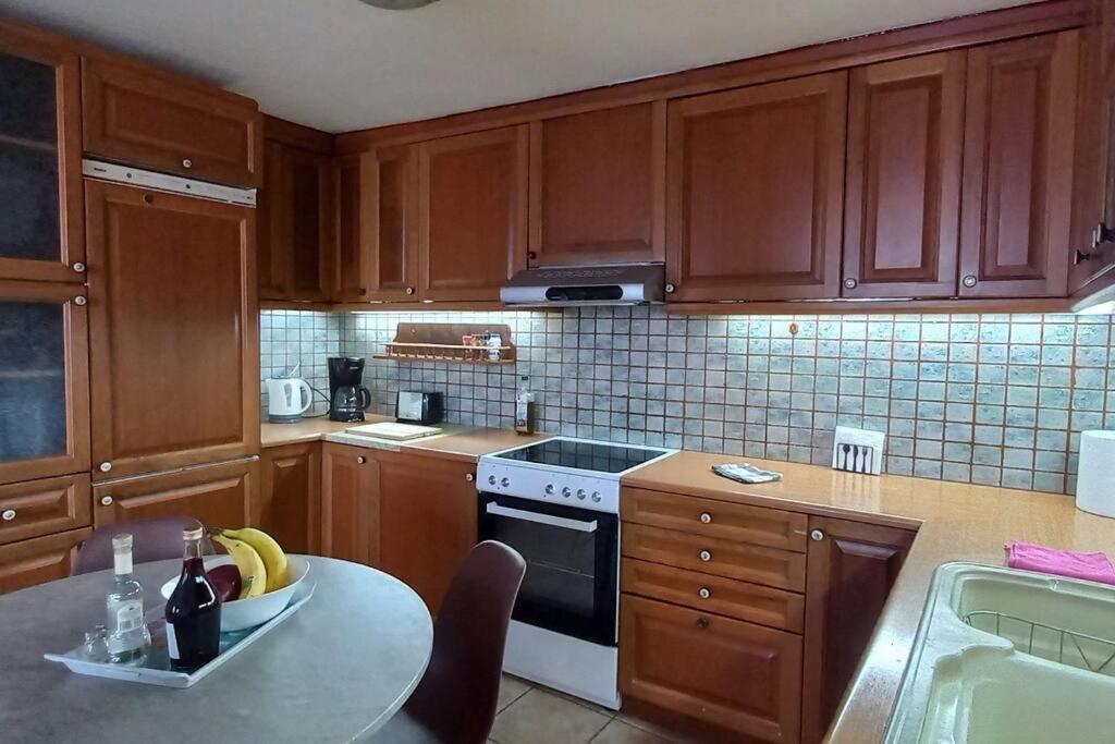 Astra Sea View Apartment, Sea Front Kokkini Hani Экстерьер фото