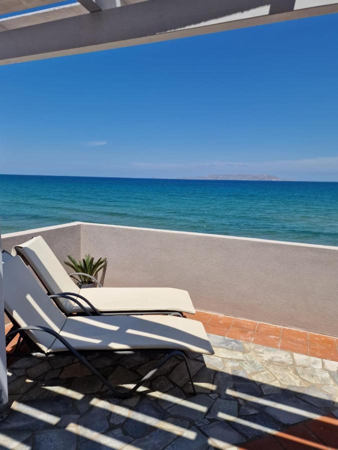 Astra Sea View Apartment, Sea Front Kokkini Hani Экстерьер фото